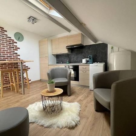 Edouard 2. Logement Complet. Charleville-Mezieres Exterior foto